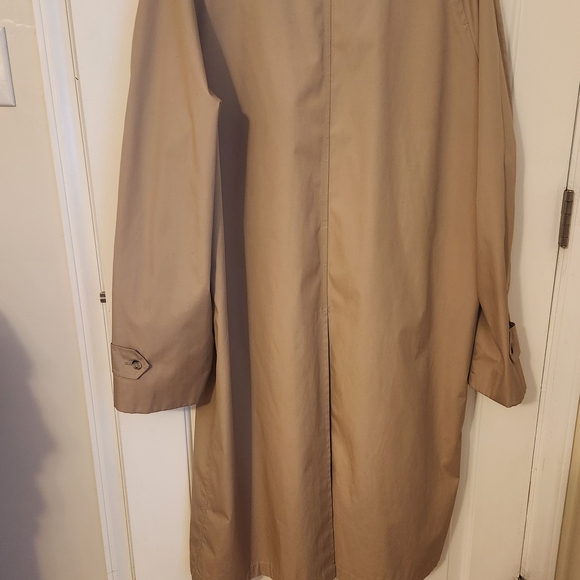 London Fog Classic Tan Water-Resistant Trench Coat-Vintage - Picture 9 of 11